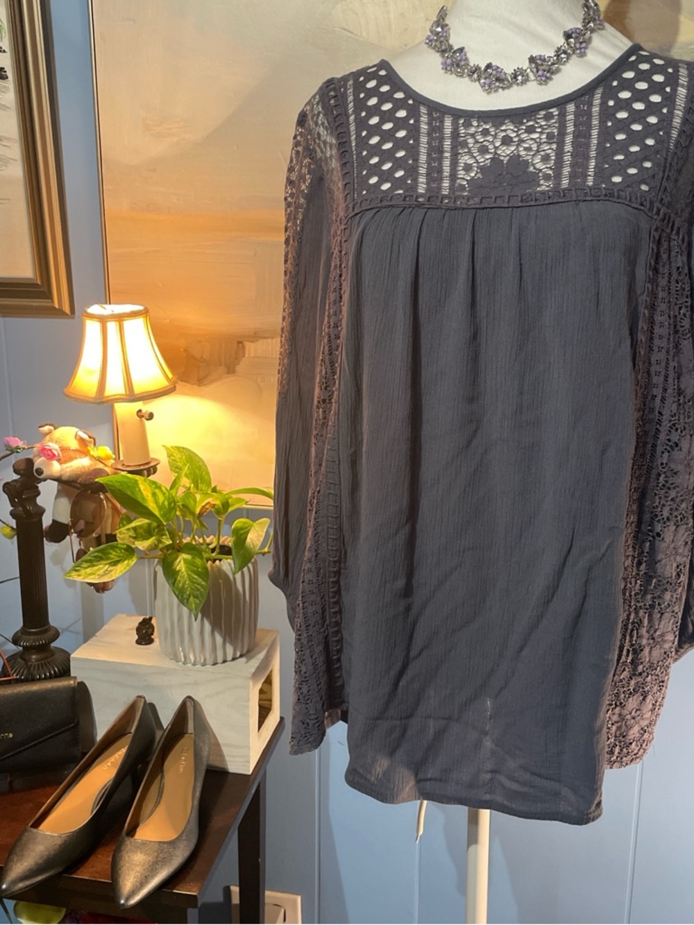 Knox Rose Lace Yoke Tunic Top in Mauve Gray